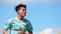 Cerita Pelatih Persib Mainkan Alfeandra Dewangga Pertama Kali di BRI Super League: Dia Lebih Serius dalam Latihan